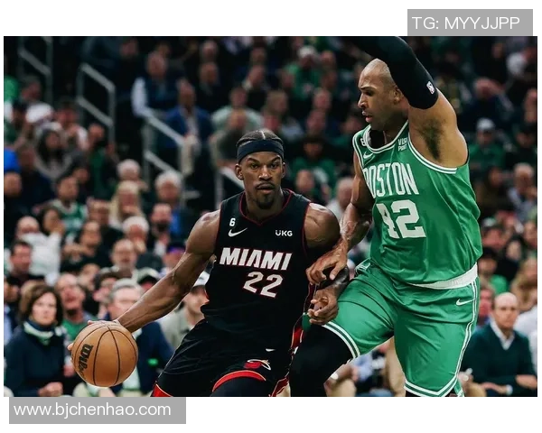 热火与凯尔特人第四战激烈对决谁能在季后赛中占据优势