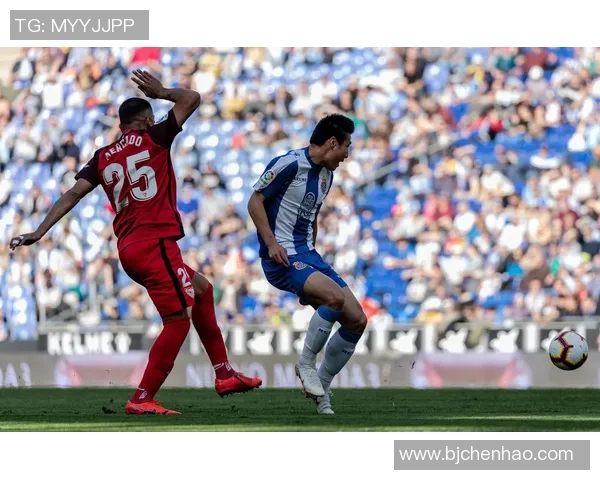 西班牙人对阵塞维利亚精彩集锦回顾与分析