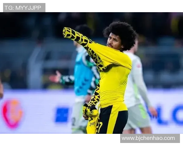 图片报：阿德耶米不合法持有指虎和电击枪，被罚款45万欧元